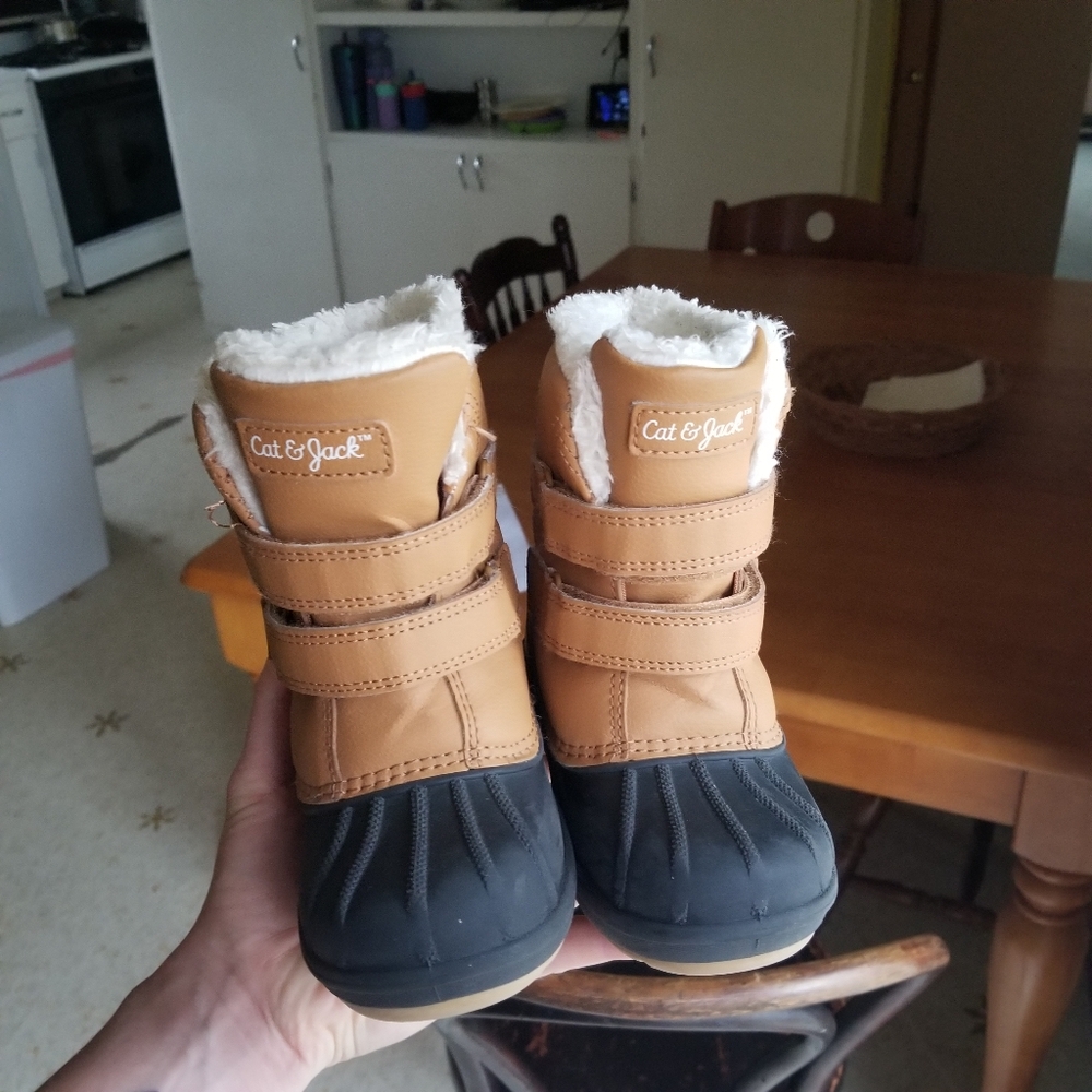 Cat & Jack Tan and Black Snow Boots